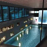 Hotell Heliopic & 4*