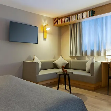 Heliopic & Hotel 4*